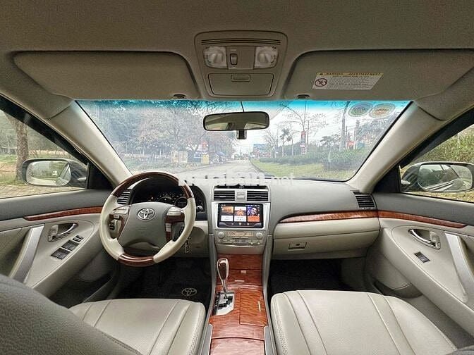 Toyota Camry 2.4G số tự động xe sang, đẹp zin 100%