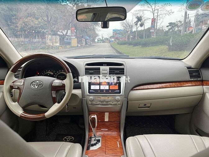Toyota Camry 2.4G số tự động xe sang, đẹp zin 100%