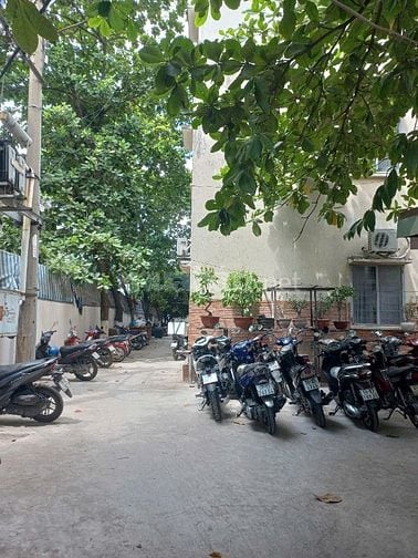 Chính chủ cho thuê căn hộ chung cư ngay trung tâm quận 10