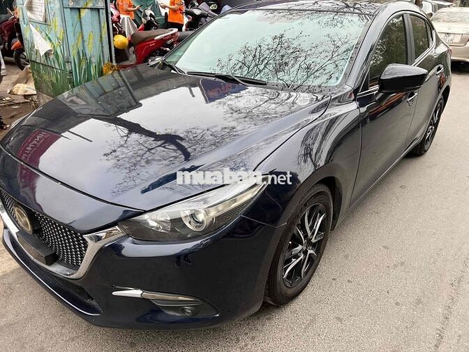 Mazda 3 2018 1.5 AT 6 vạn zin xuất sắc 100%
