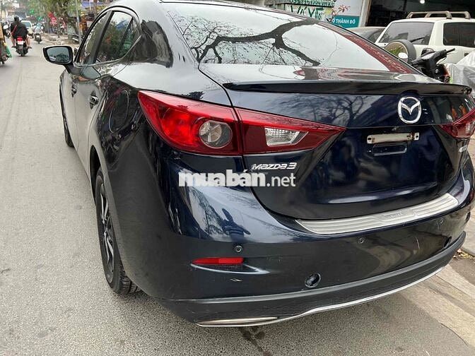 Mazda 3 2018 1.5 AT 6 vạn zin xuất sắc 100%
