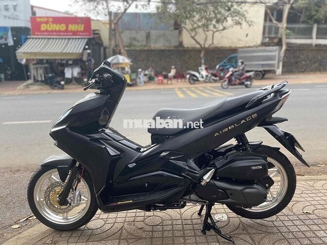 🌟Bán AirBlade.2022.125Fi.đen nhám chính chủ zin êm
