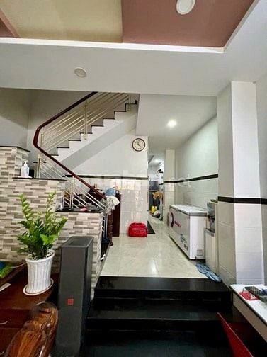  MT 5 Tầng có Thang Máy, dtsd 500m2(5x20), 9.5 Tỷ , Tân Thới Nhất, Q12