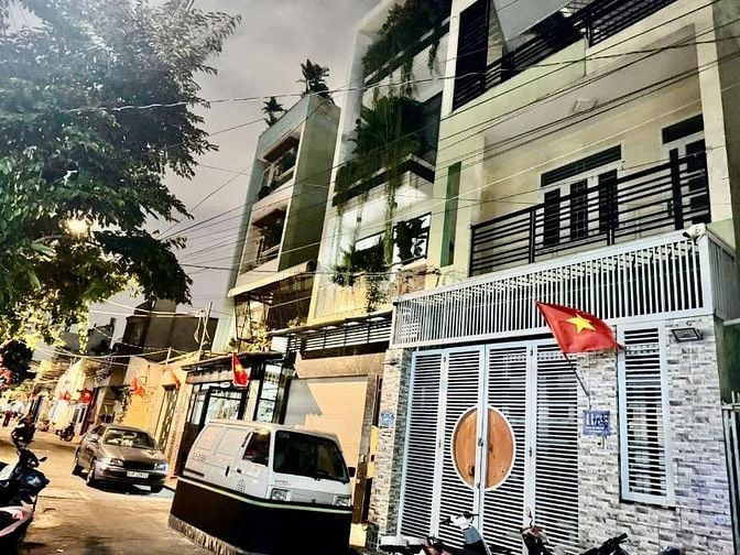  MT 5 Tầng có Thang Máy, dtsd 500m2(5x20), 9.5 Tỷ , Tân Thới Nhất, Q12