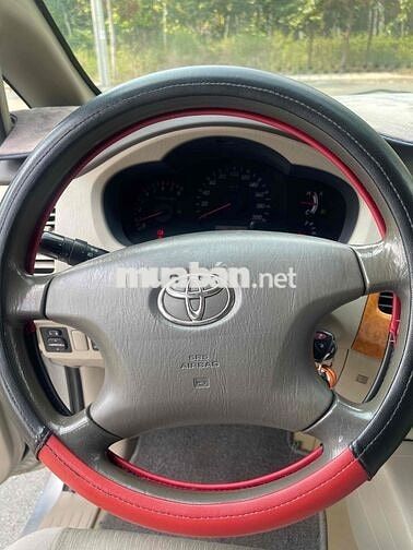 Toyota Innova 2010 G - 182 km