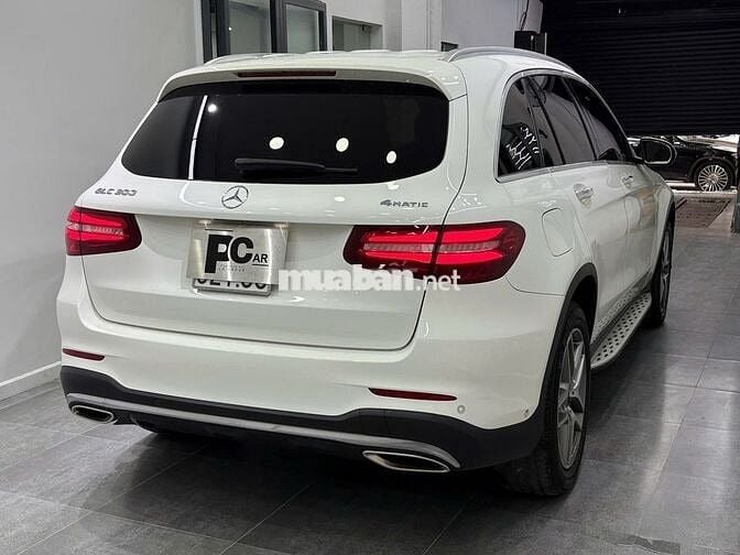 Mercedes Benz GLC 2019 300 4Matic - 63000 km