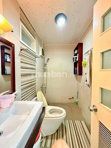 NHÀ VỊ TRÍ SẦM UẤT 45M2 NGUYỄN TRI PHƯƠNG, Q.10
