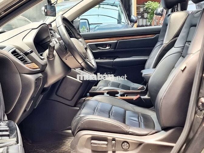 Honda CRV L 2018, xanh rêu đen, hỗ trợ góp.
