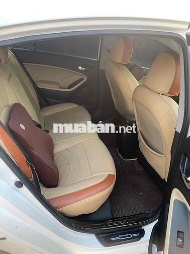 Kia Cerato 2018 1.6 MT - 98000 km