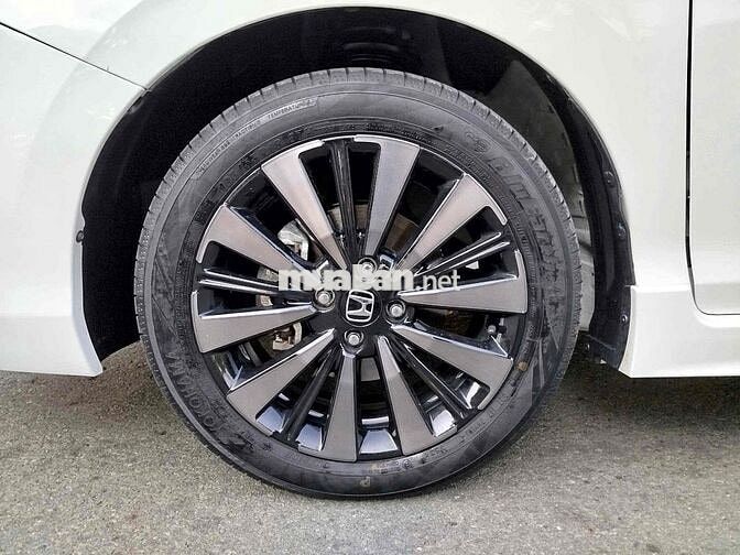 Honda City 2025 RS 1.5 AT - 3900 km siêu phẩm