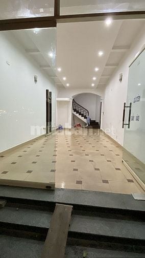 C.chủ cho thuê cả nhà mặt phố  Kim Ngưu MT 4.5m rộng 50m2 