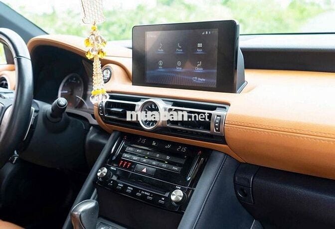 Lexus IS 2021 Luxury - 5 km