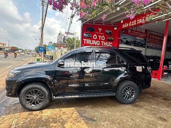 Toyota Fortuner 2015 2.7V 4x4 - 80000 km