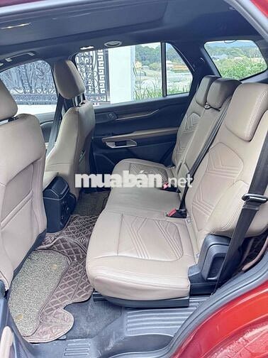 Ford Everest Titanium 2.0L 4x2 AT 2022 Form mới