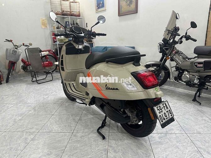 Bán xe Piaggio GTV 300cc đăng ký 05/2024.