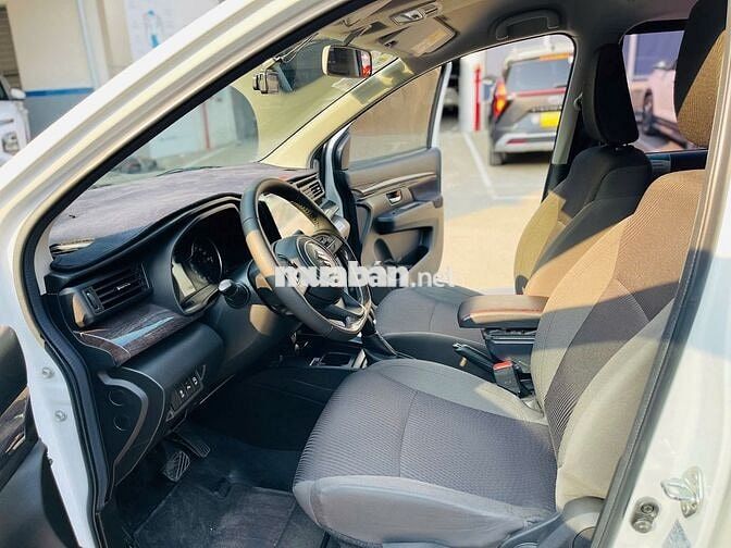 Suzuki Ertiga Hybrid 2023 màu trắng - 38000 km