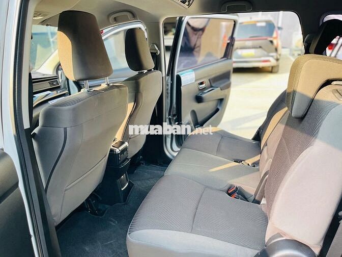 Suzuki Ertiga Hybrid 2023 màu trắng - 38000 km