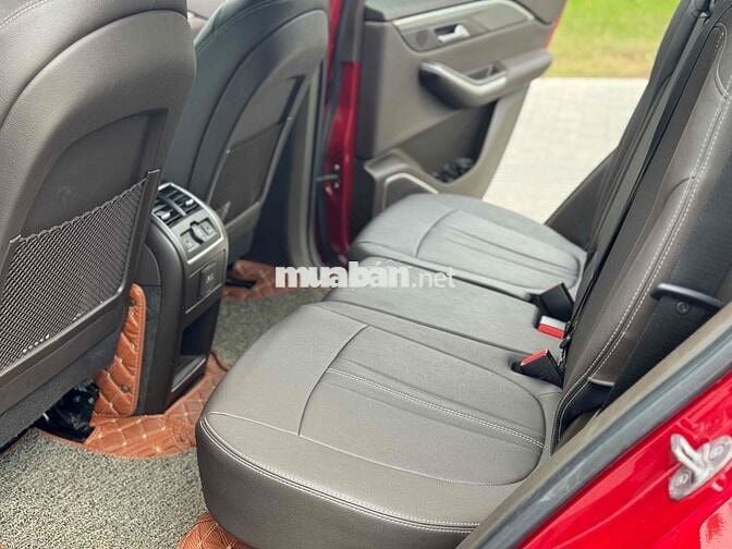 VinFast Lux SA2.0 2021 - 28000 km đẹp xuất sắc