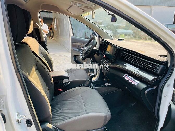 Suzuki Ertiga Hybrid 2023 màu trắng - 38000 km
