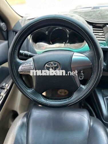 Toyota Fortuner 2015 2.7V 4x4 - 80000 km