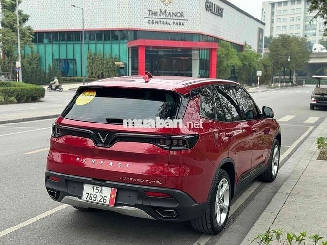 VinFast Lux SA2.0 2021 - 28000 km đẹp xuất sắc