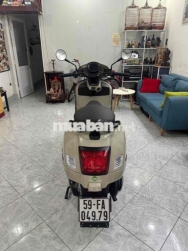 Bán xe Piaggio GTV 300cc đăng ký 05/2024.