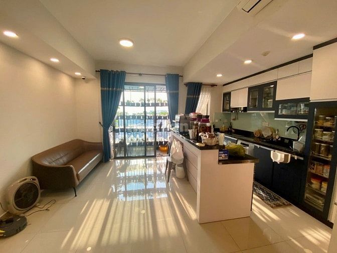 Chung cư Sky Central, 104 Phổ Quang, TB: 97m2, 2p ngủ, full NT,17tr/tr