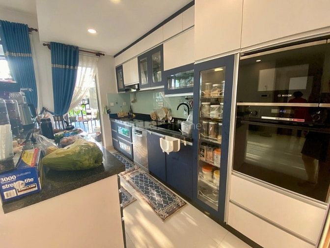 Chung cư Sky Central, 104 Phổ Quang, TB: 97m2, 2p ngủ, full NT,17tr/tr