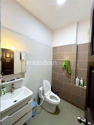 HIẾM NHÀ 3 TẦNG ,3PN ,NGAY ĐƯỜNG SỐ TÂN QUY ,QUẬN 7,GIÁ NHĨNH 6 TỶ