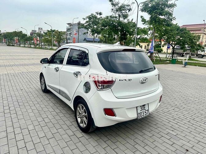 Hyundai i10 2015 1.0 AT nhập khẩu xe rất đẹp