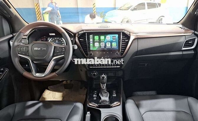 Isuzu Dmax 2025 Type Z 4x4 AT (Có thương lượng)
