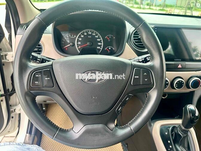Hyundai i10 2015 1.0 AT nhập khẩu xe rất đẹp