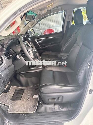 Toyota Fortuner 2022 2.4L 4x2 AT - 33000 km