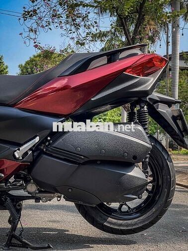 cần bán Yamaha Xmax300