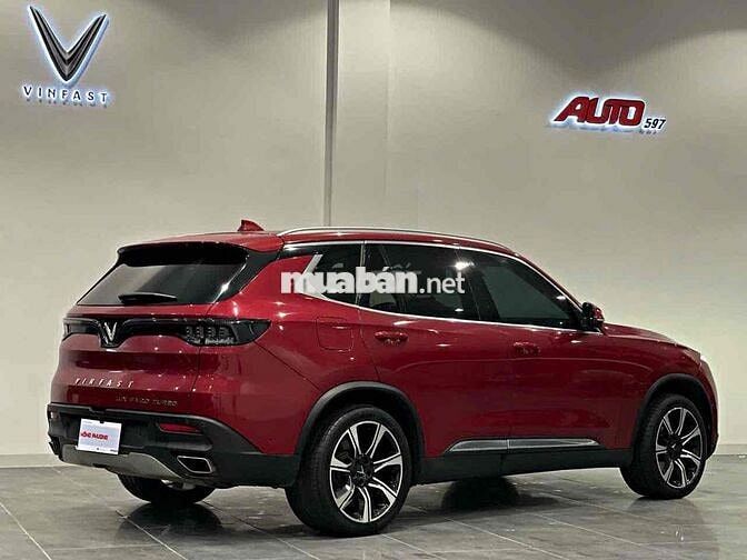 VinFast Lux SA2.0 2020 Premium 2.0 AT - 66000 km