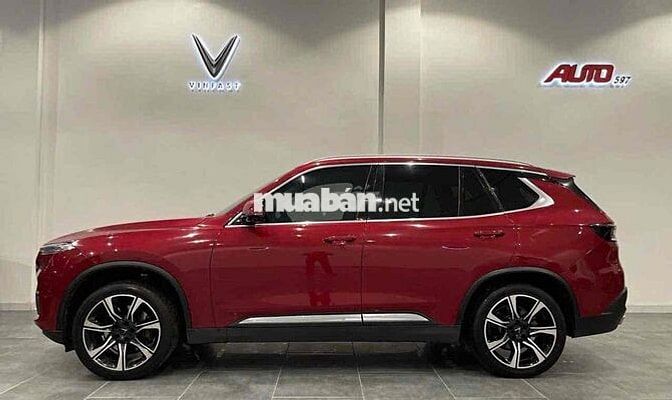 VinFast Lux SA2.0 2020 Premium 2.0 AT - 66000 km
