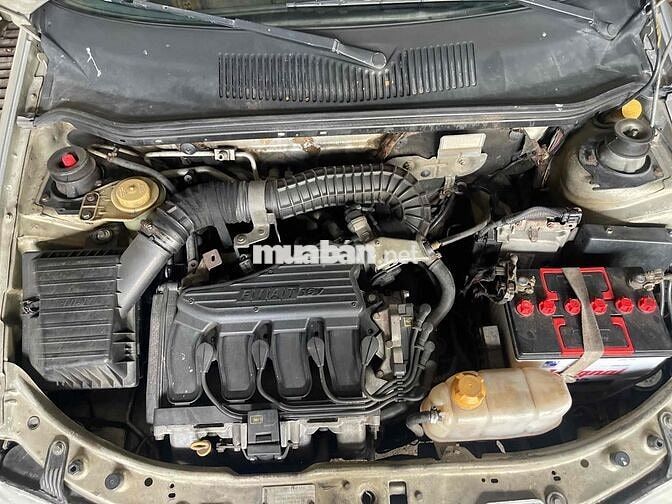 Fiat Siena 2002 HLX 1.6 - 1600 km