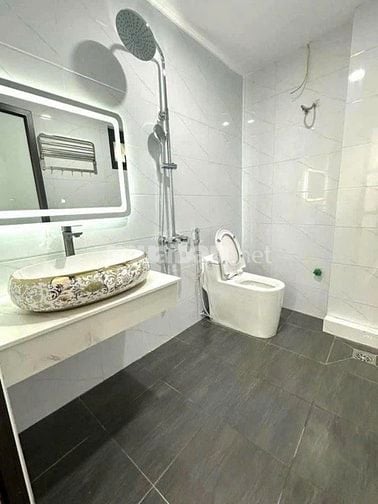 Bán Nhà Cổ Nhuế giá 2,9 Tỷ nhà mới đẹp Gần Chợ gần Trường Ngõ Thoáng