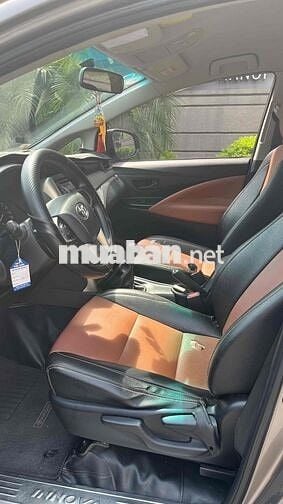 Toyota Innova 2018 2.0E - 150000 km