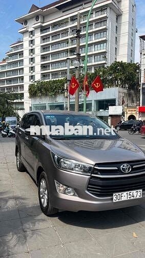 Toyota Innova 2018 2.0E - 150000 km