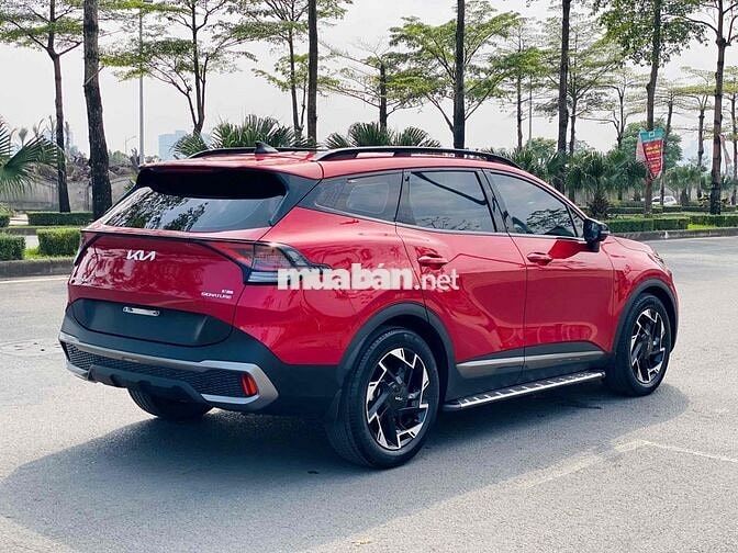Kia Sportage Đỏ SUV 5 Chỗ, Sản Xuất 2022