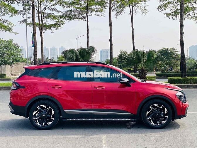 Kia Sportage Đỏ SUV 5 Chỗ, Sản Xuất 2022
