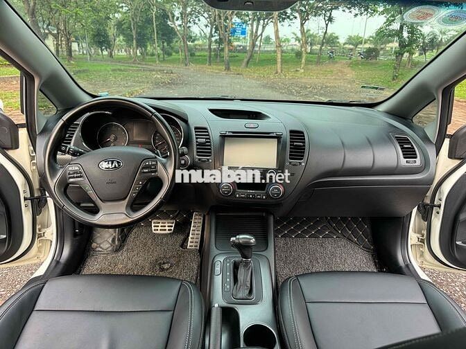 Kia K3 2015 2.0 AT - 128000 km