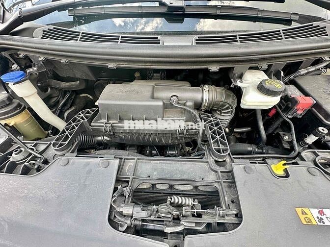 Ford Tourneo 2.0 Titanium lên Limousine thông minh