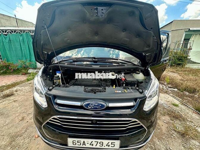 Ford Tourneo 2.0 Titanium lên Limousine thông minh
