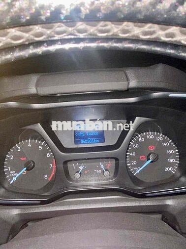 Ford Tourneo 2.0 Titanium lên Limousine thông minh