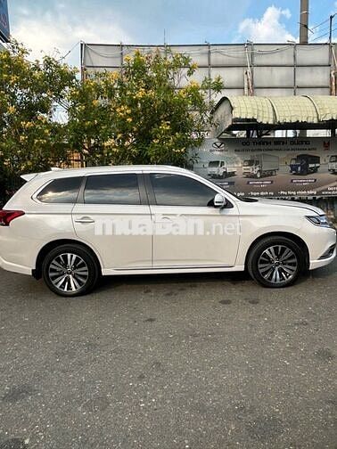Mitsubishi Outlander 2022 2.0 CVT Premium