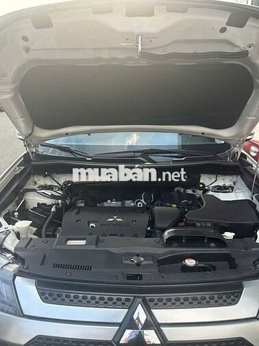 Mitsubishi Outlander 2022 2.0 CVT Premium