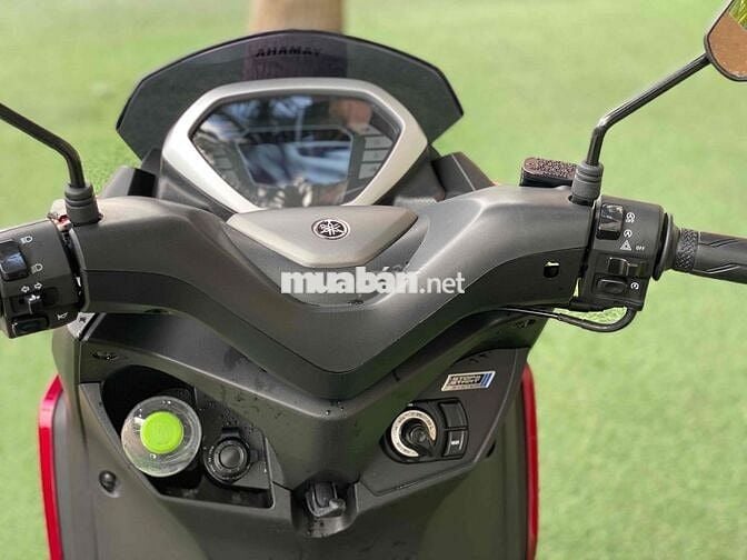 Bán xe yamaha lexi 155abs mới 99%