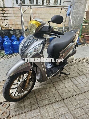 Tay ga Kymco,còn mới nguyên, ko một lổi nhỏ,dư xài